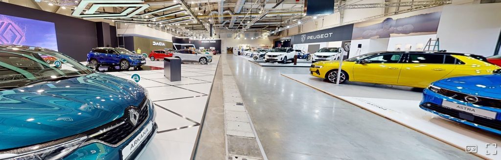 Visite 3D d’un showroom automobile avec plusieurs marques exposées