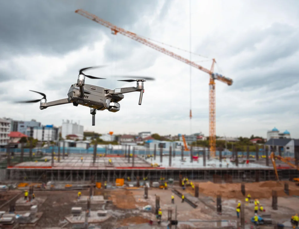 Prestations drone PACA : inspection aérienne d’un chantier de construction avec relevés techniques et suivi 3D en temps réel