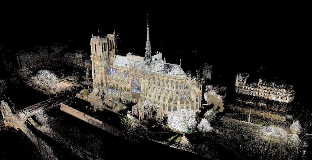 Relevé laser et modélisation 3D d’une cathédrale emblématique dans le cadre d’un projet de visite virtuelle patrimoine.`